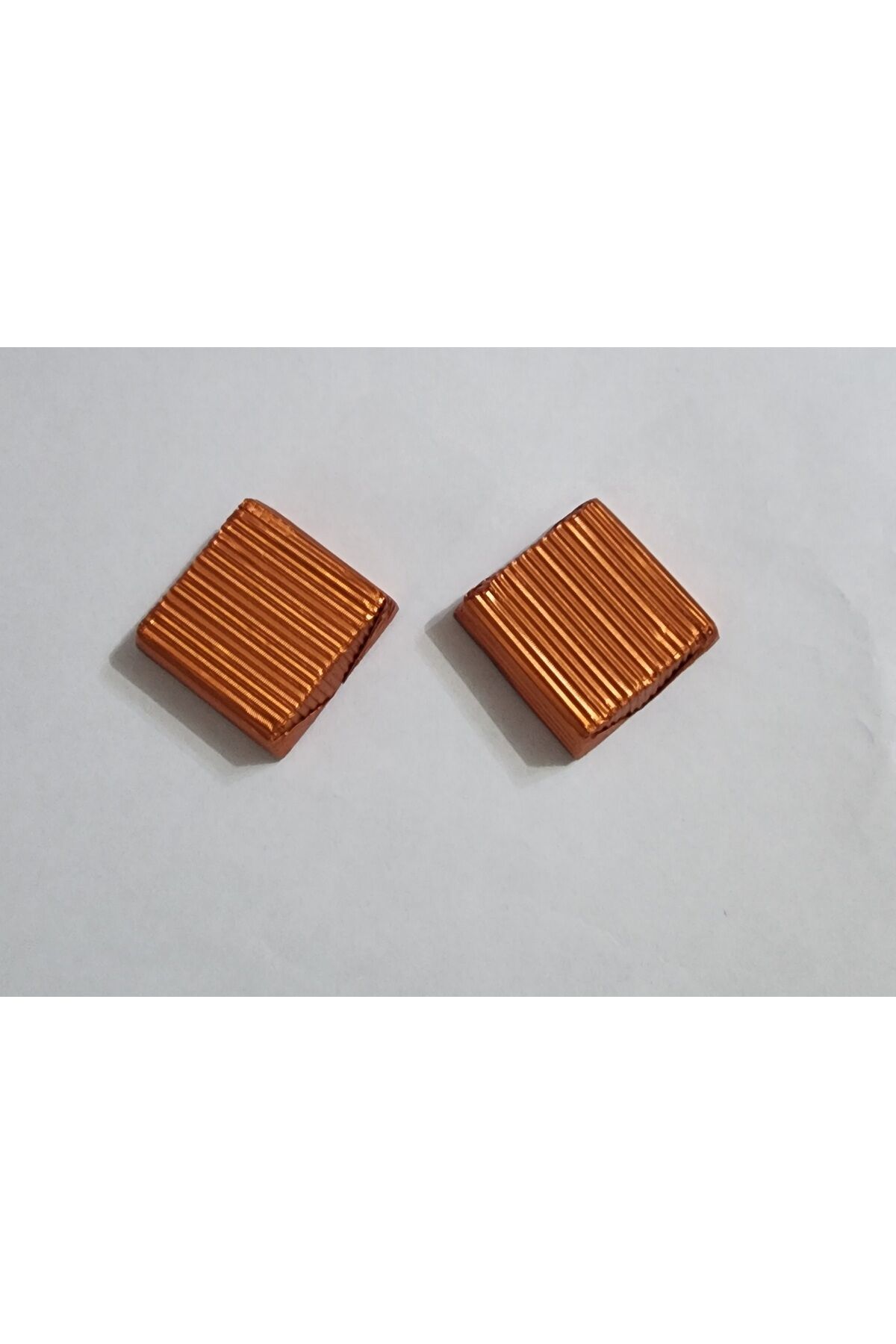 YALDIZLI ANTEP FISTIKLI KARE BRONZ 500 gr