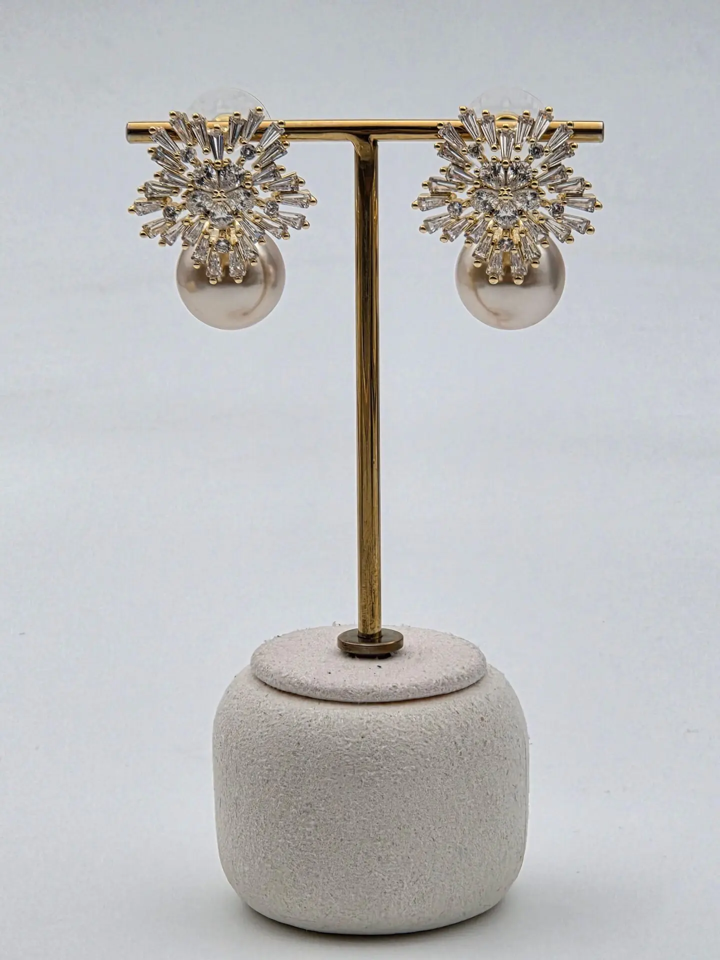 Zirkon Taşlı Rodyum Kaplama Küpe // ITHAL-3243