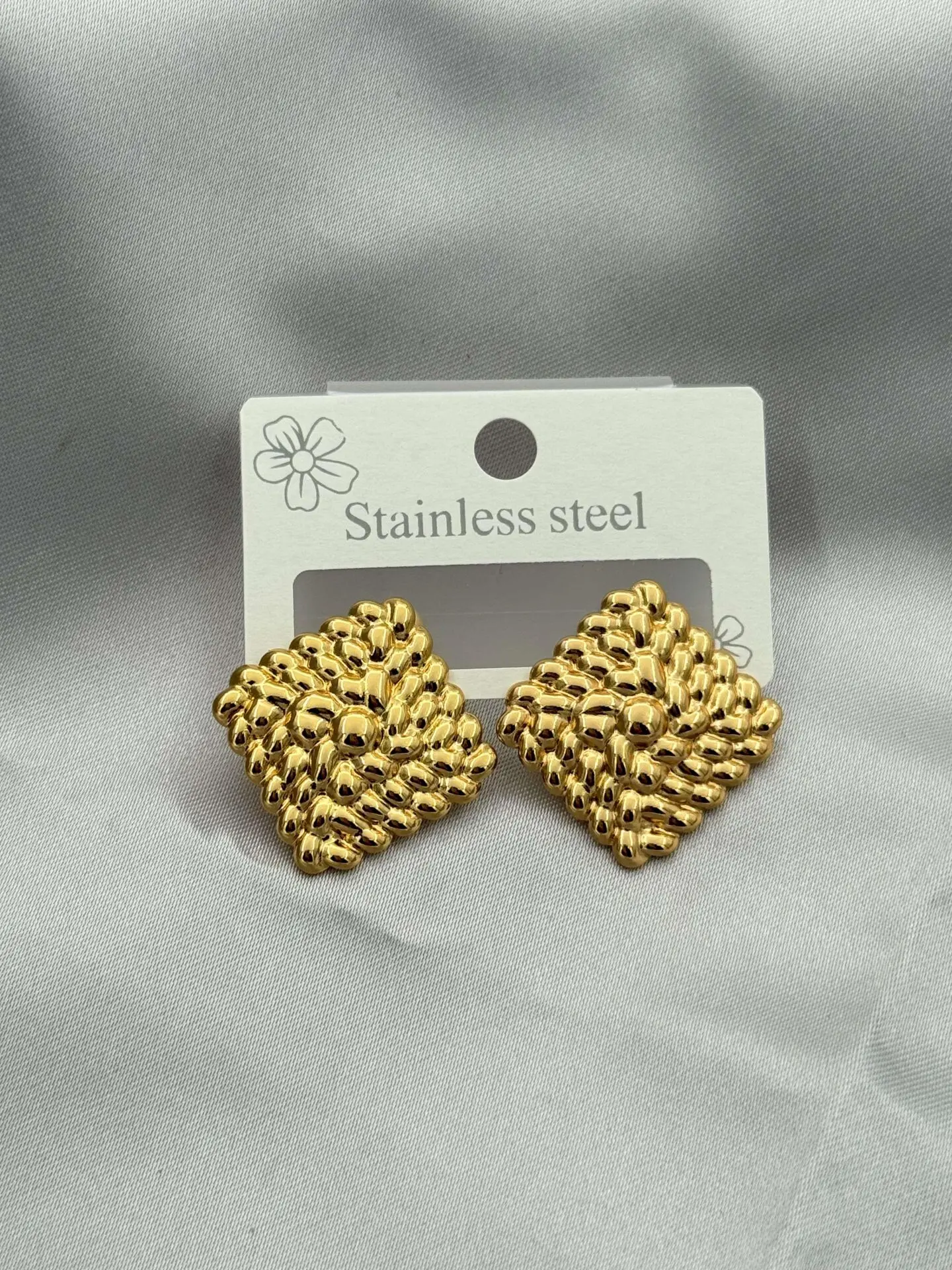 Çelik Küpe // KÜPE-3599